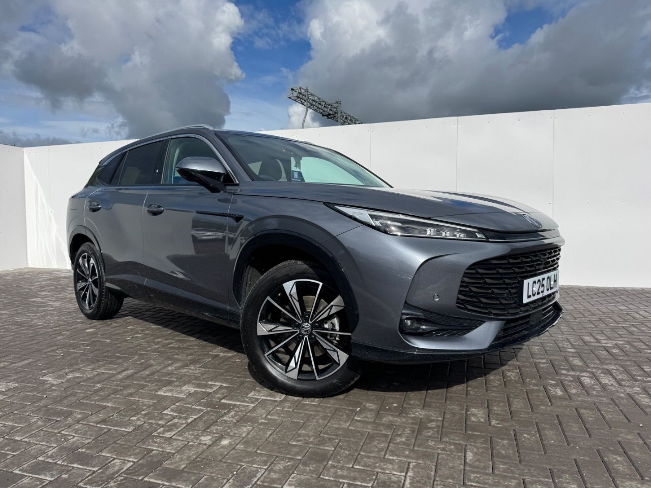 2025 MG Motor UK HS