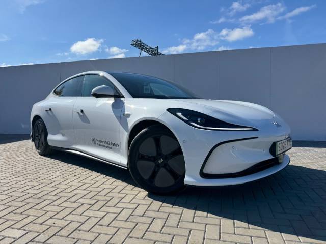 MG Motor UK IM5 0.0 217kW Standard Range 75kWh 5dr Auto Hatchback Electric White