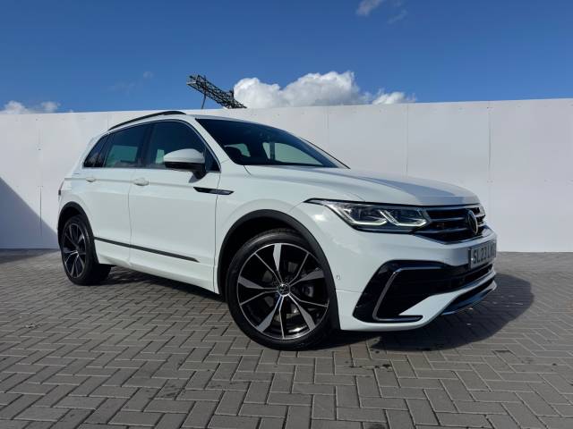 Volkswagen Tiguan 1.5 TSI 150 R-Line 5dr DSG Estate Petrol White